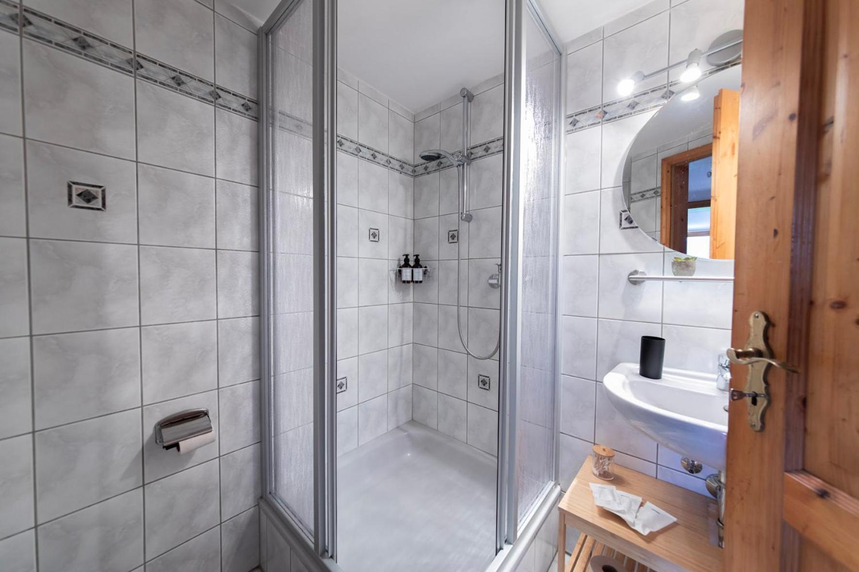 Appartement Cozy I Hochwertig Eingerichtet Netflix Parkplatz Nespresso à Longkamp Extérieur photo